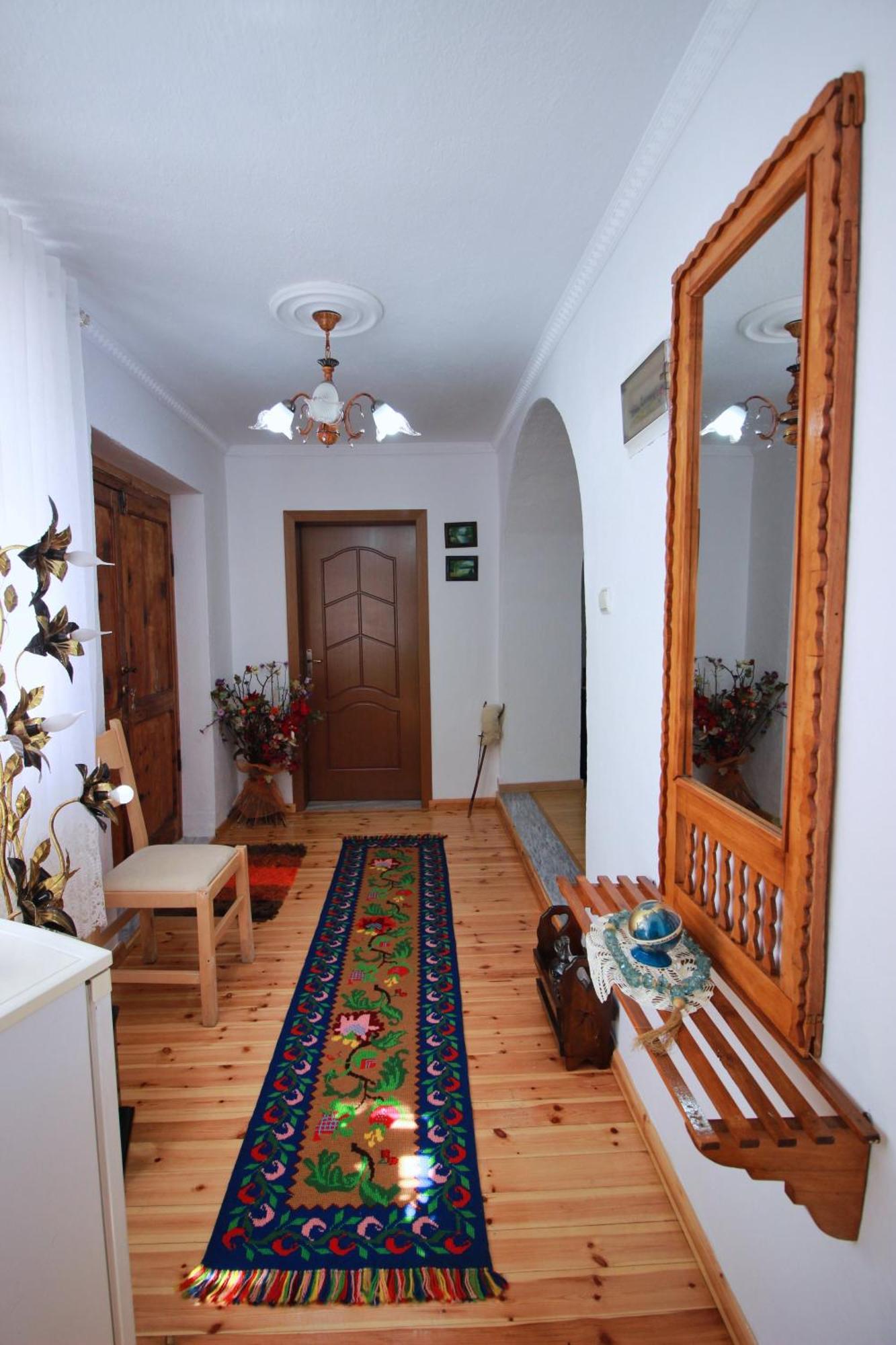 Guest House Denis Gjirokaster Bagian luar foto