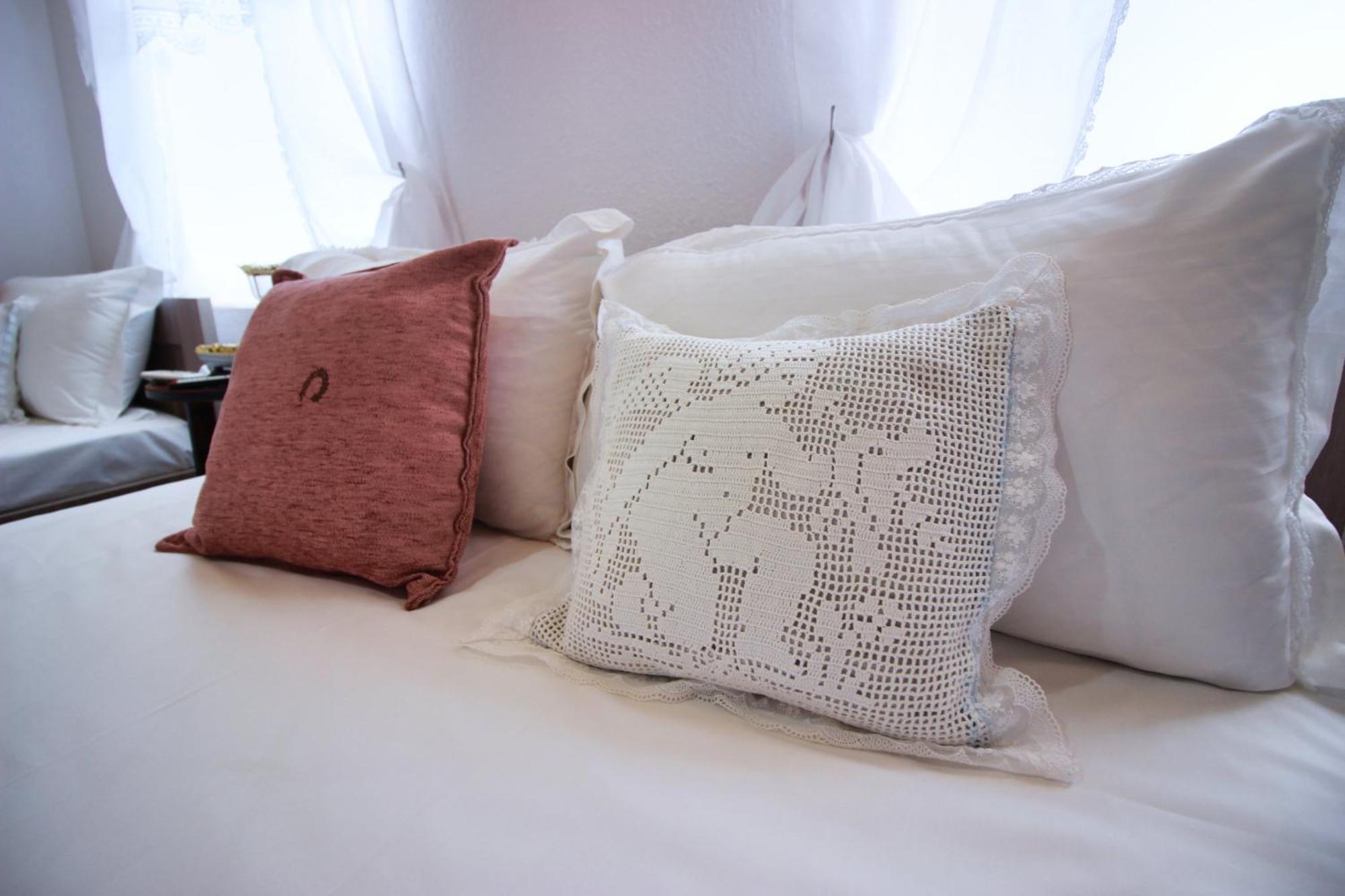 Guest House Denis Gjirokaster Bagian luar foto